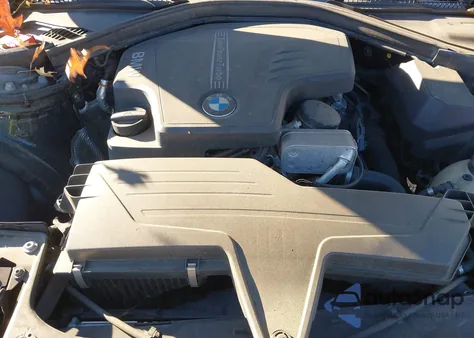 2018 BMW 320I xDrive z USA, uszkodzony, nr VIN WBA8A3C50JA491610